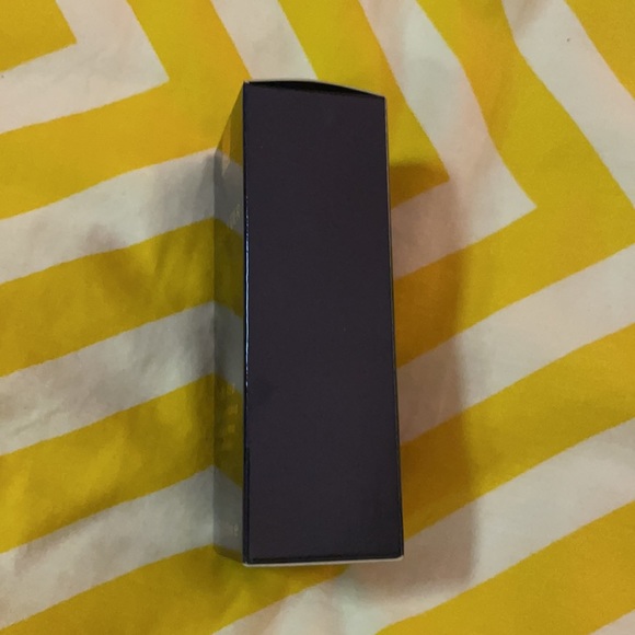 Estēe Lauder - Double Wear SPF10 - Picture 5 of 5